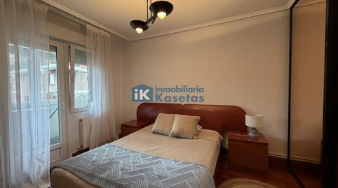 Foto 3 de Piso en venta en Zaratamo, Bizkaia