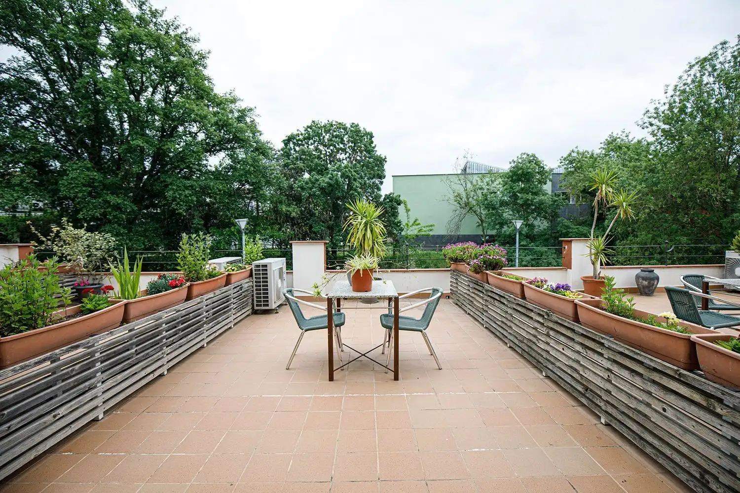 Terrace of Flat for rent in Girona  with Air Conditioner and Terrace
