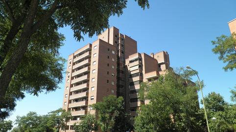 Photo 2 of Garage to rent in Calle de Villalobos, 42, Palomeras Sureste, Madrid