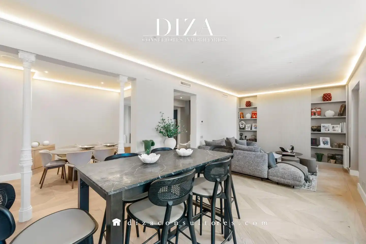 Piso con terraza en venta en Calle del Conde de Aranda, imagen 2