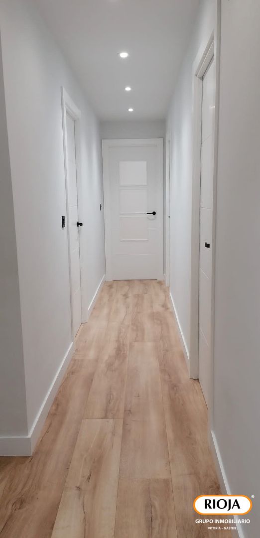 Flat for sale in Vitoria - Gasteiz  with Heating, Terrace and Storage room