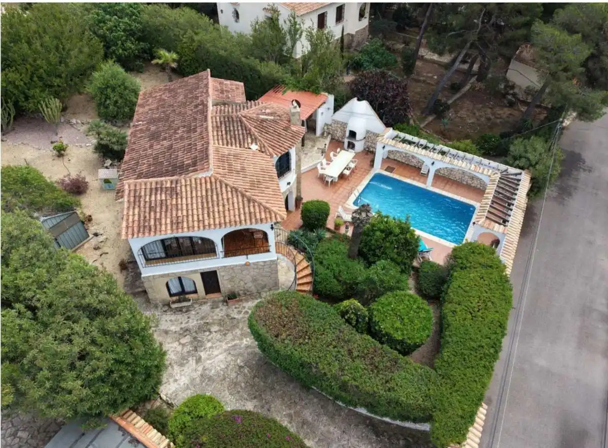 Vista exterior de Casa o xalet en venda en Jávea / Xàbia