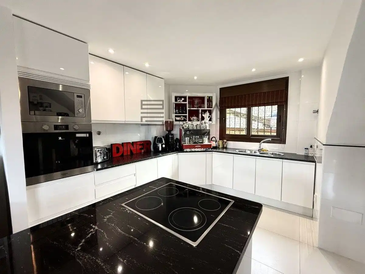 Chalet con piscina en venta en Urb. las Cabañas de Riviera, imagen 9