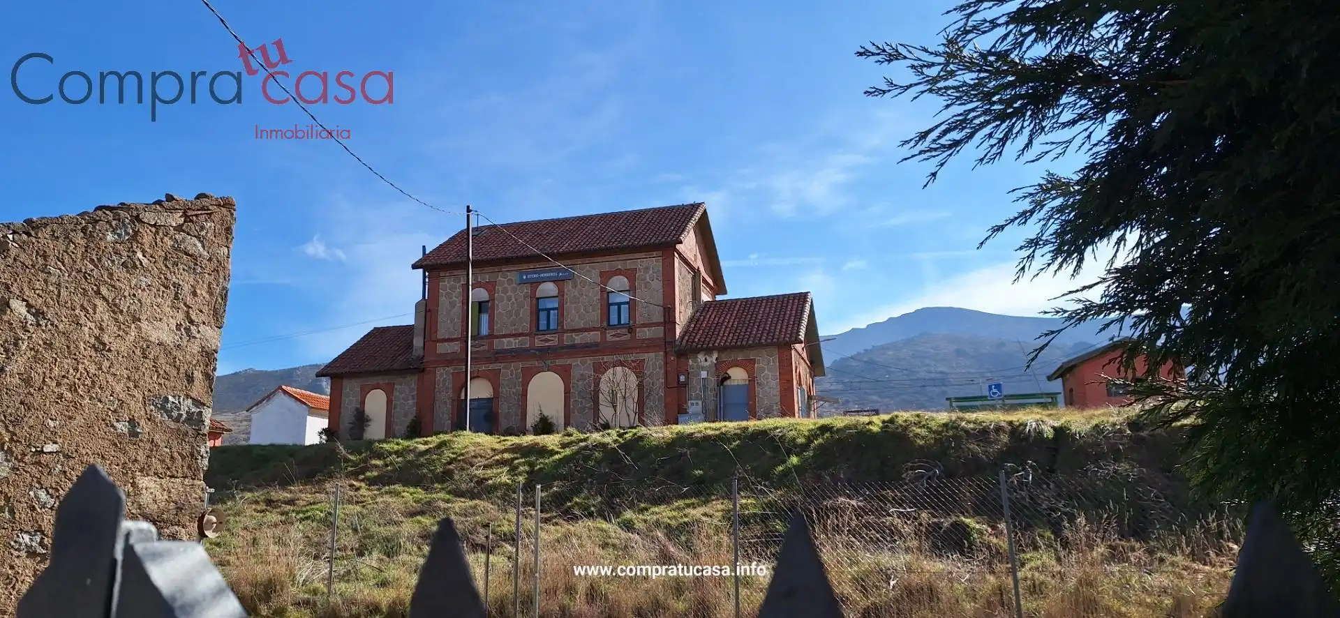 Exterior view of Houses for sale in Otero de Herreros  with Private garden, Storage room and Furnished
