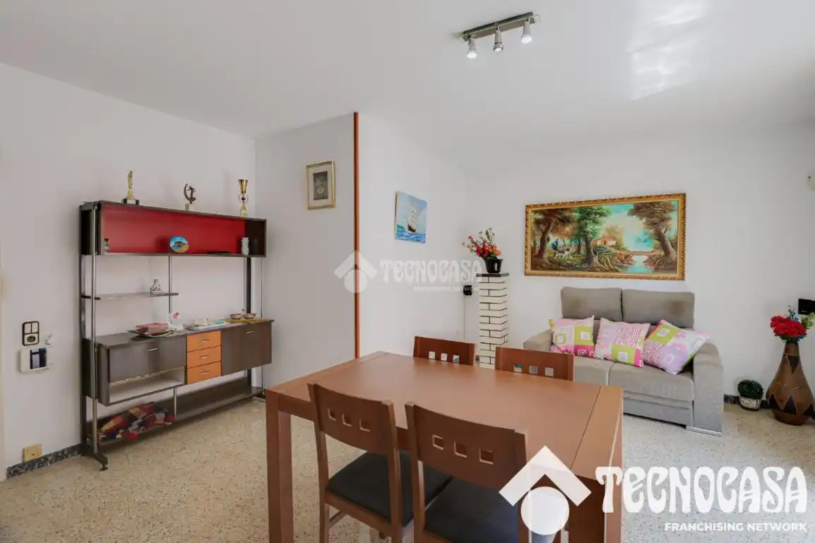 Sala d'estar de Pis en venda en Viladecans amb Balcó
