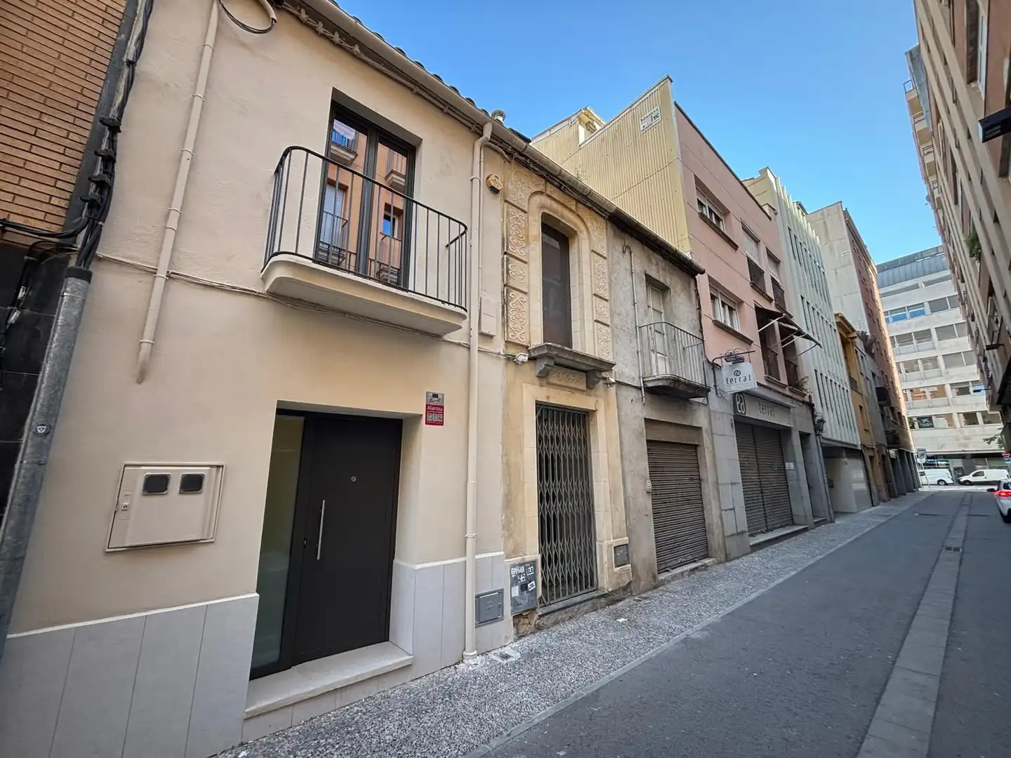 Vista exterior de Casa adosada en venda en Girona Capital amb Aire condicionat, Calefacció i Terrassa