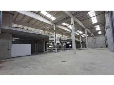 Nave industrial en alquiler en Avenida Japón