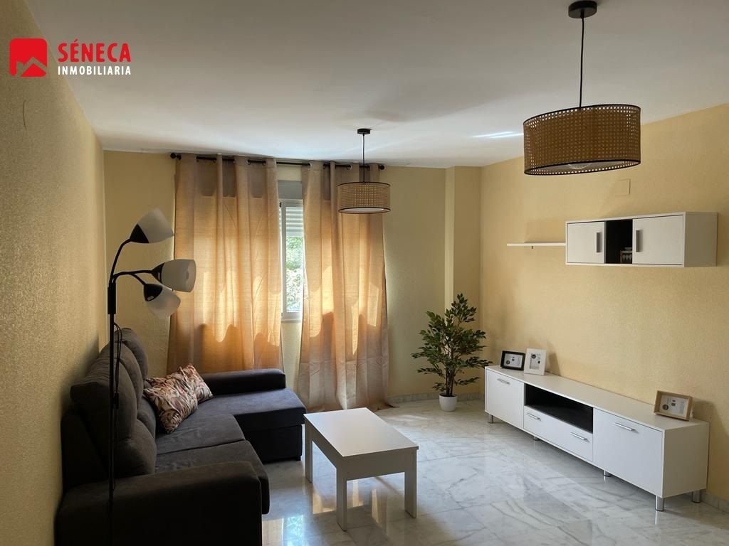 Sala de estar de Piso en venta en  Córdoba Capital con Calefacción, Terraza y Amueblado