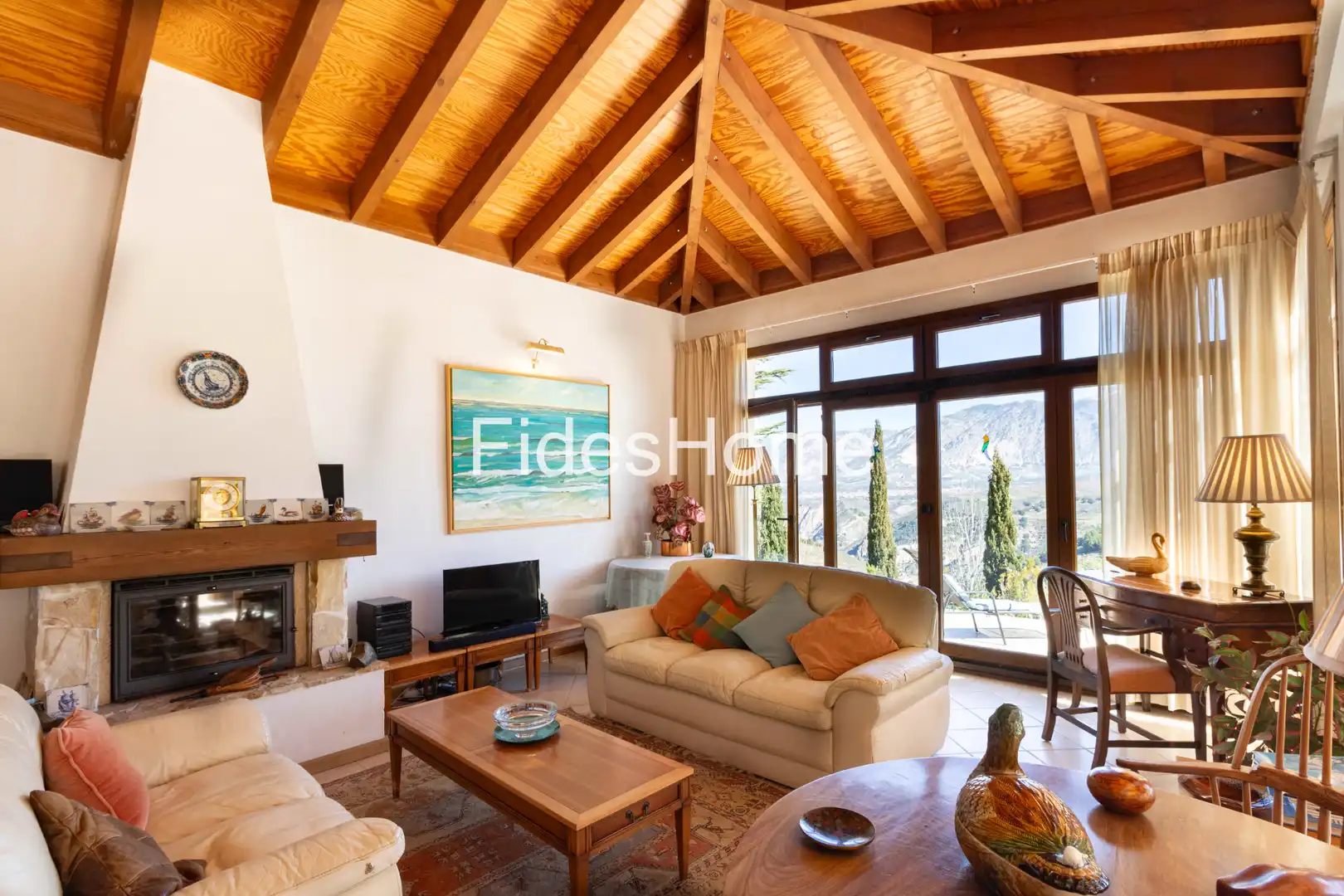 Sala d'estar de Finca rústica en venda en Villamena amb Aire condicionat, Calefacció i Jardí privat