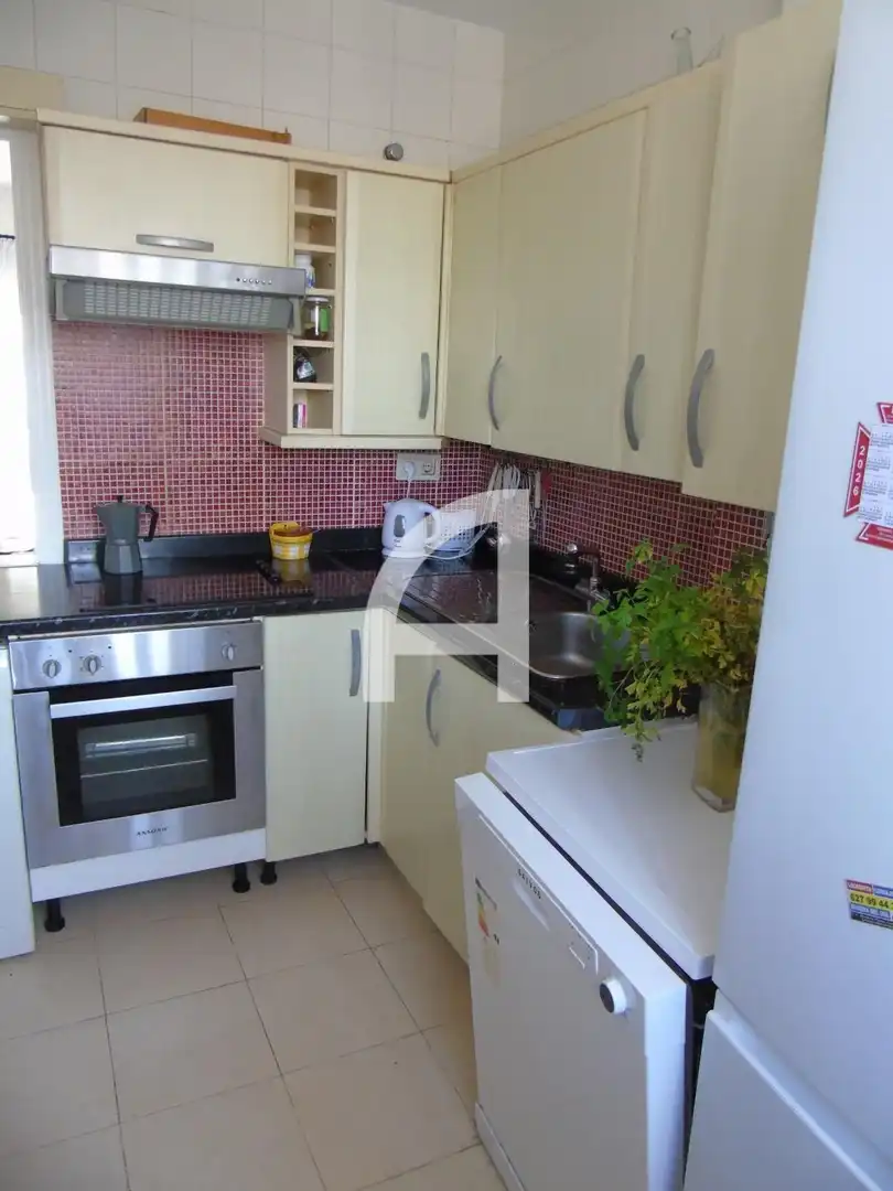 Cocina de Dúplex de alquiler en Mijas con Aire acondicionado, Calefacción y Terraza