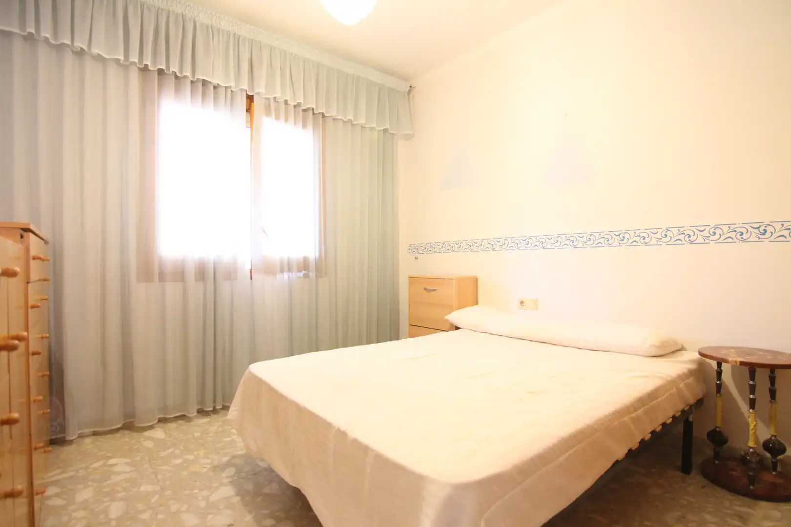 Habitación de Piso en venta en Olesa de Montserrat con Calefacción, Terraza y Horno