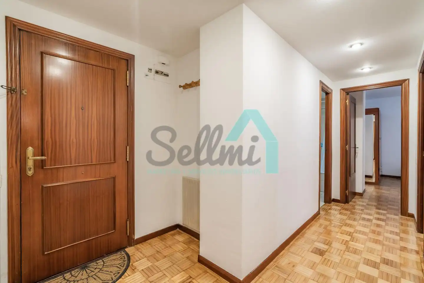 Piso de alquiler en Oviedo  con Calefacción, Parquet y Terraza