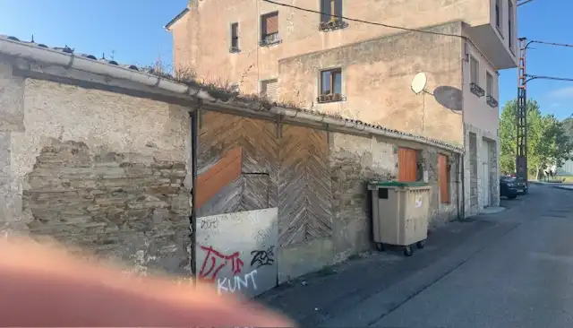 Außenansicht von Fabrikhallen zum Verkauf in Vegadeo