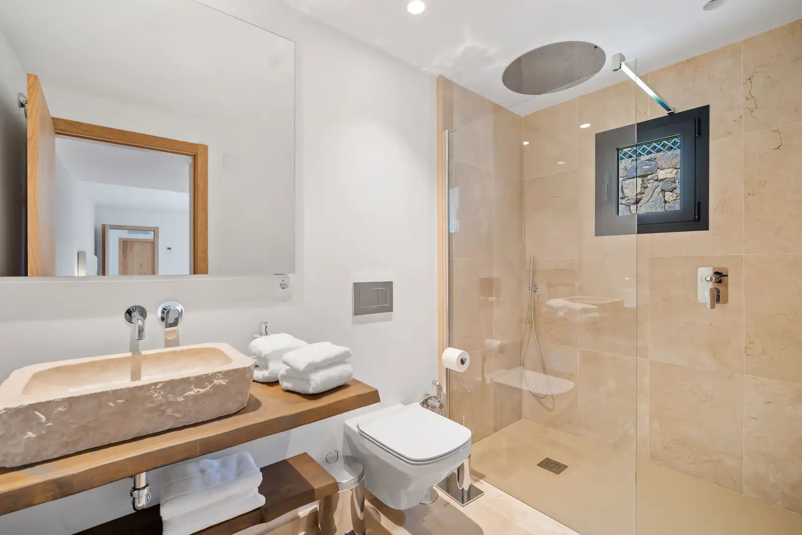 Houses for rent in Calle Alcala, Las Brisas