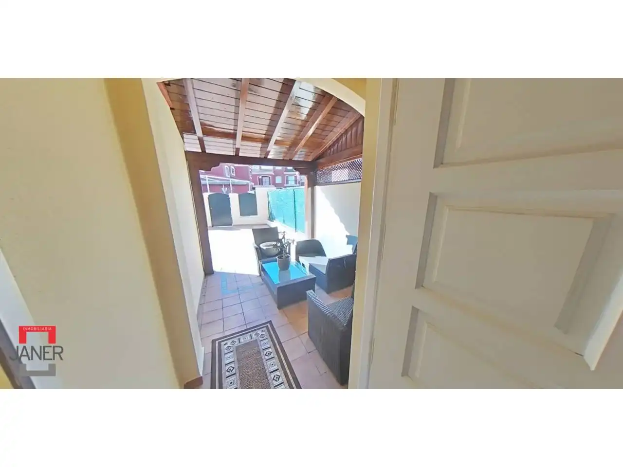 Houses for sale in Tomares  with Air Conditioner, Heating and Private garden