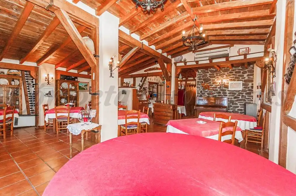 Business premises for sale in Cómpeta, imagen 3