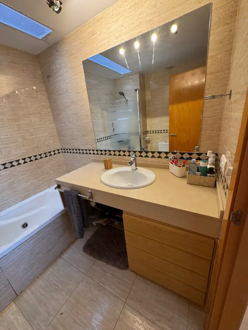 Baño de Casa o chalet en venta en Palau-saverdera con Aire acondicionado, Calefacción y Jardín privado