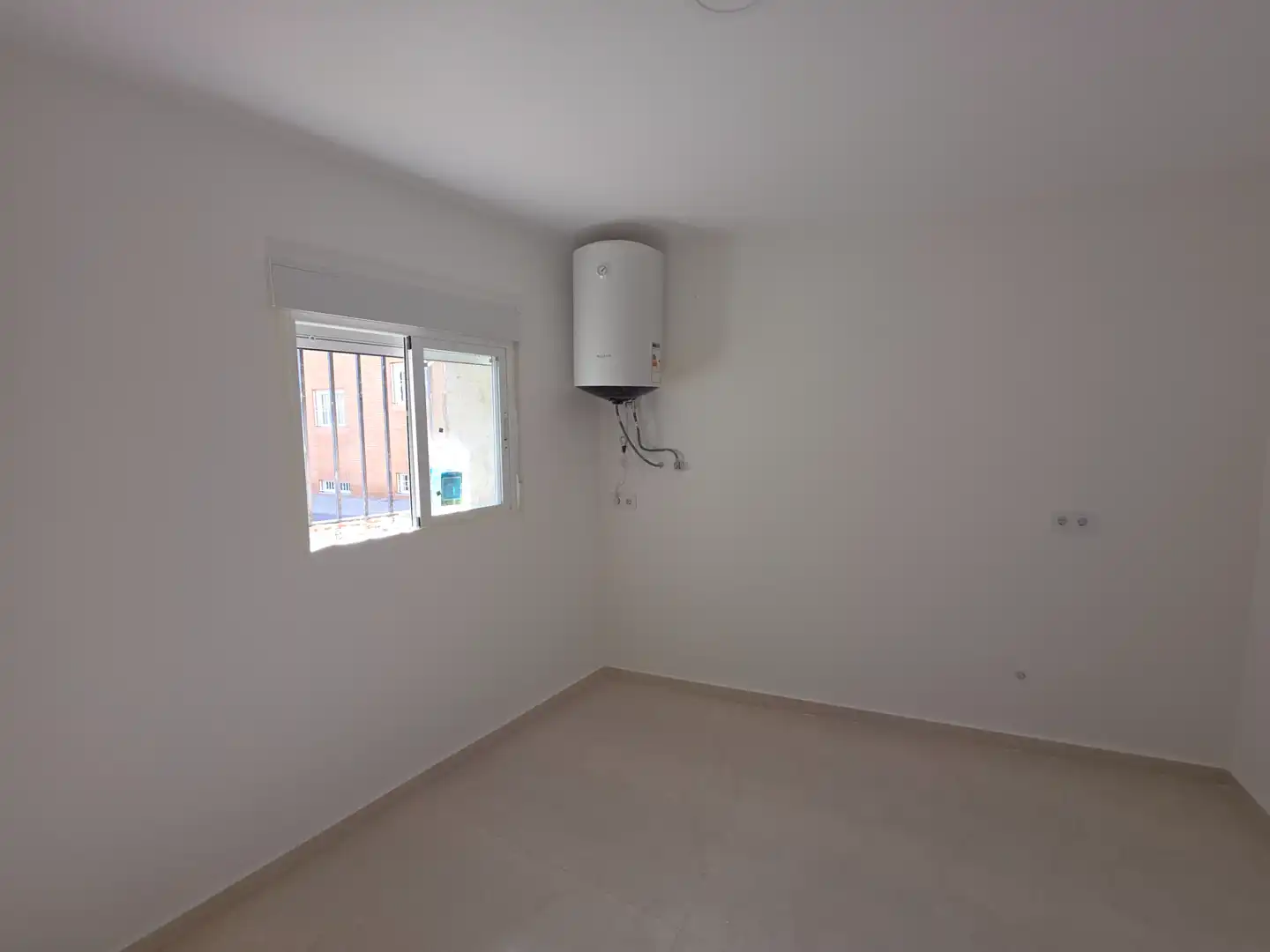 Habitación de Casa o chalet de alquiler en Almería con Amueblado, Lavadora y Microondas