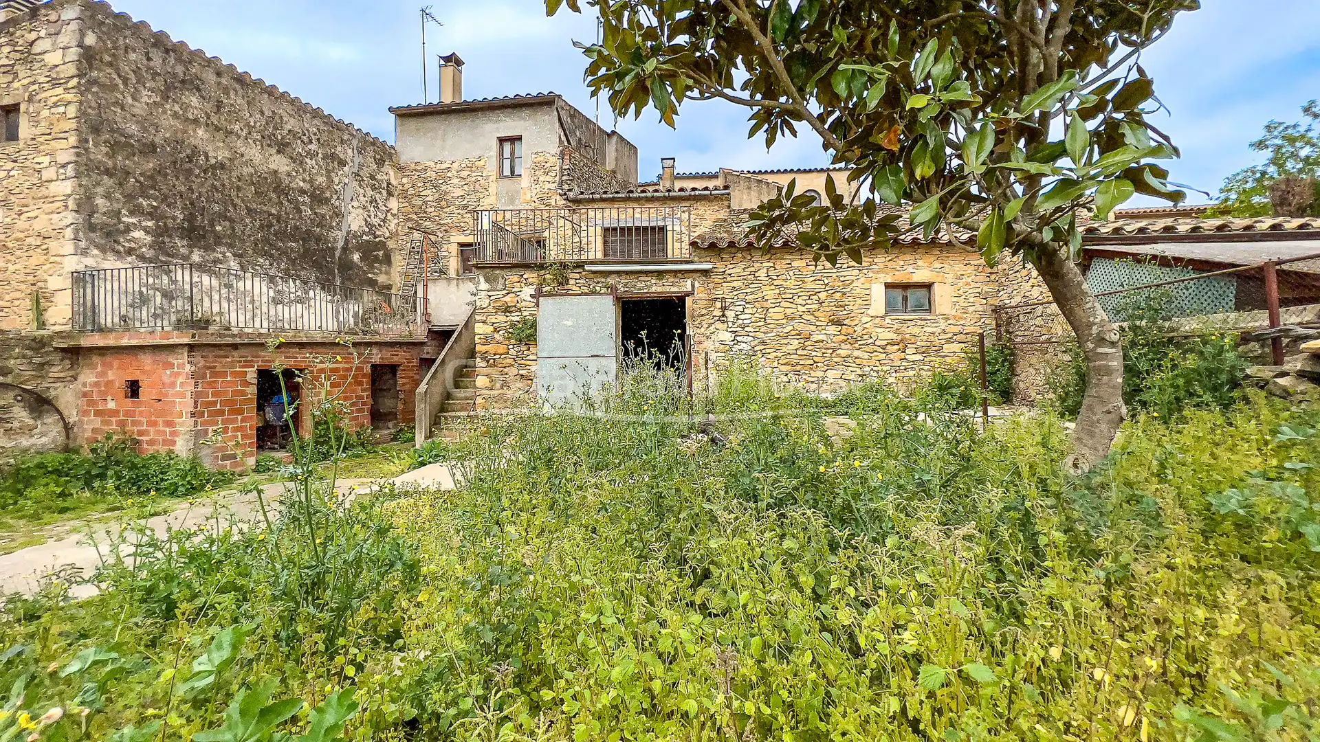 Finca rústica en venta en Plaça de les Voltes, Forallac