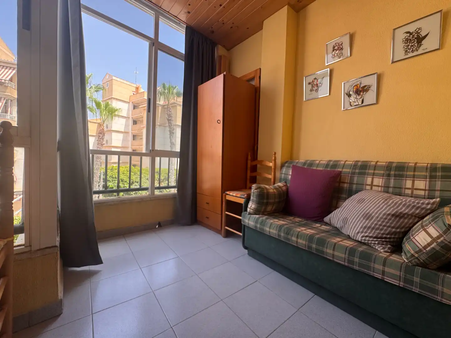 Dormitori de Estudi en venda en Torrevieja amb Aire condicionat, Moblat i Rentadora