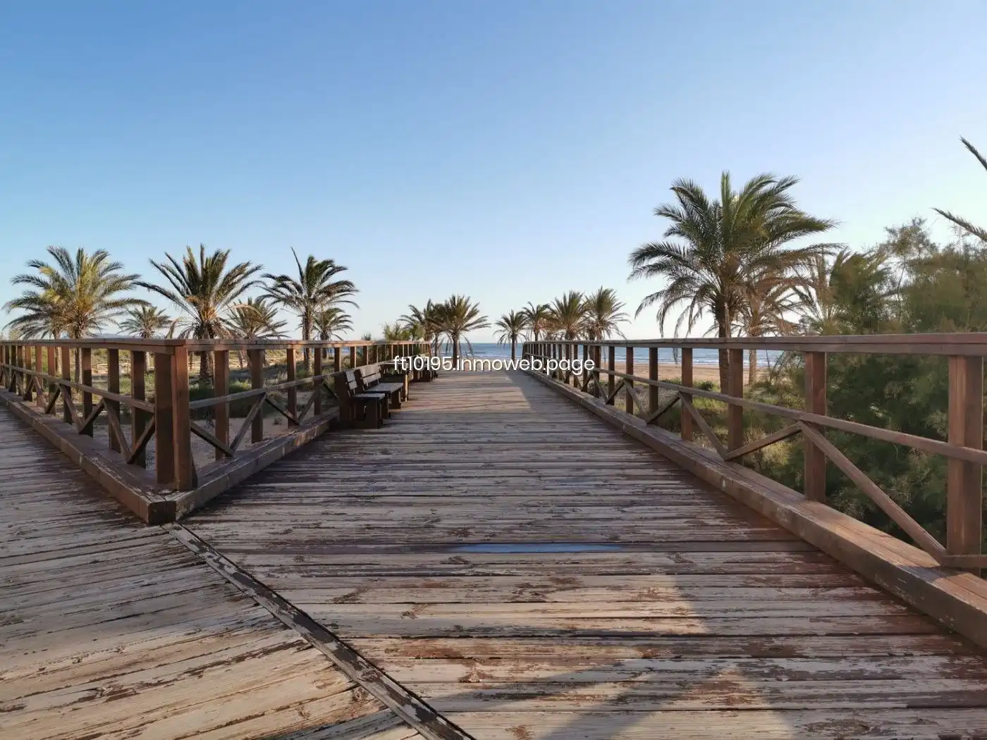 Hotel with lift for sale in Playa de Gandia