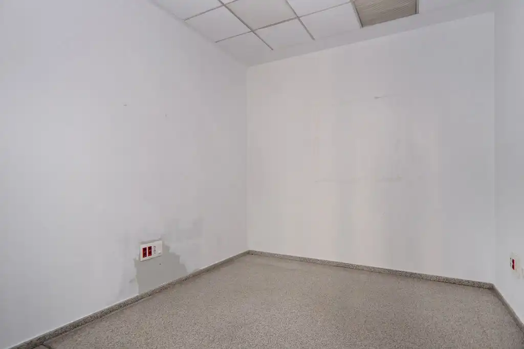Local comercial de lloguer a C/ Jerónimo Santa Fe, imagen 10