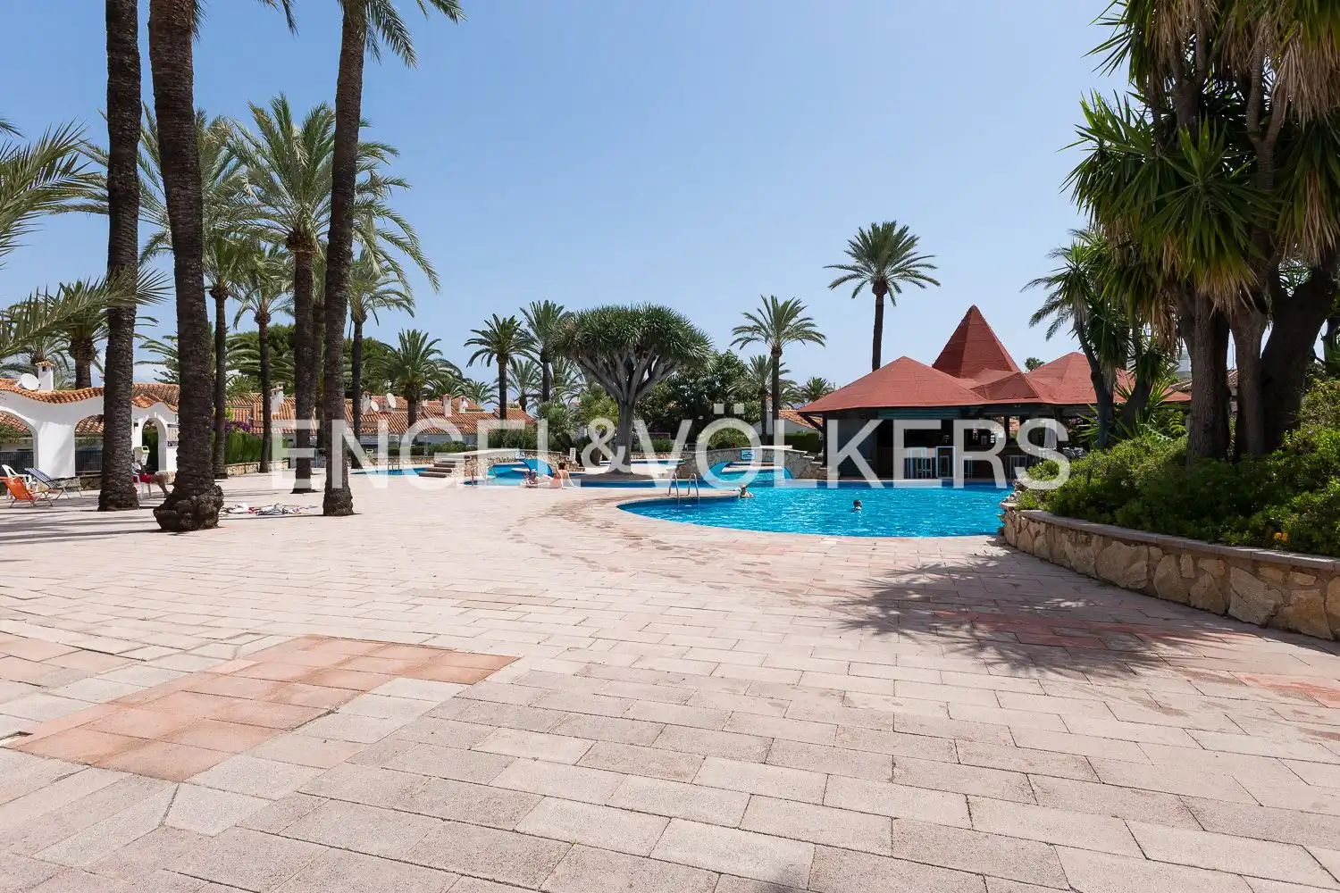 Piscina de Apartament de lloguer en Dénia amb Aire condicionat, Calefacció i Terrassa