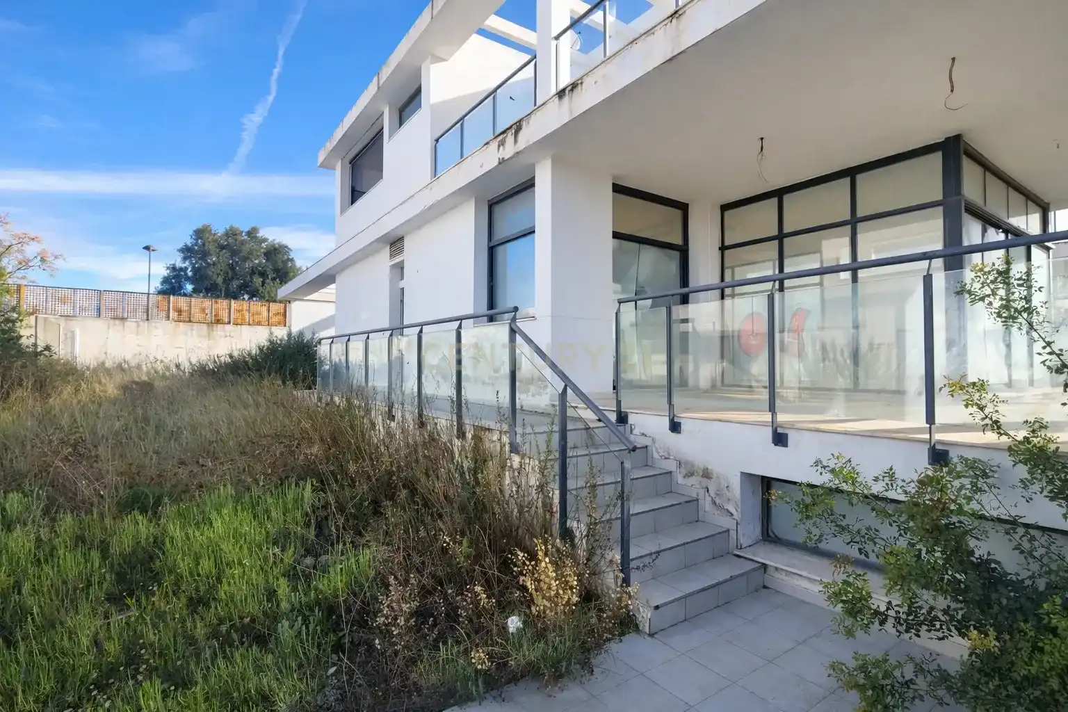 Vista exterior de Casa o xalet en venda en Riba-roja de Túria amb Jardí privat i Piscina