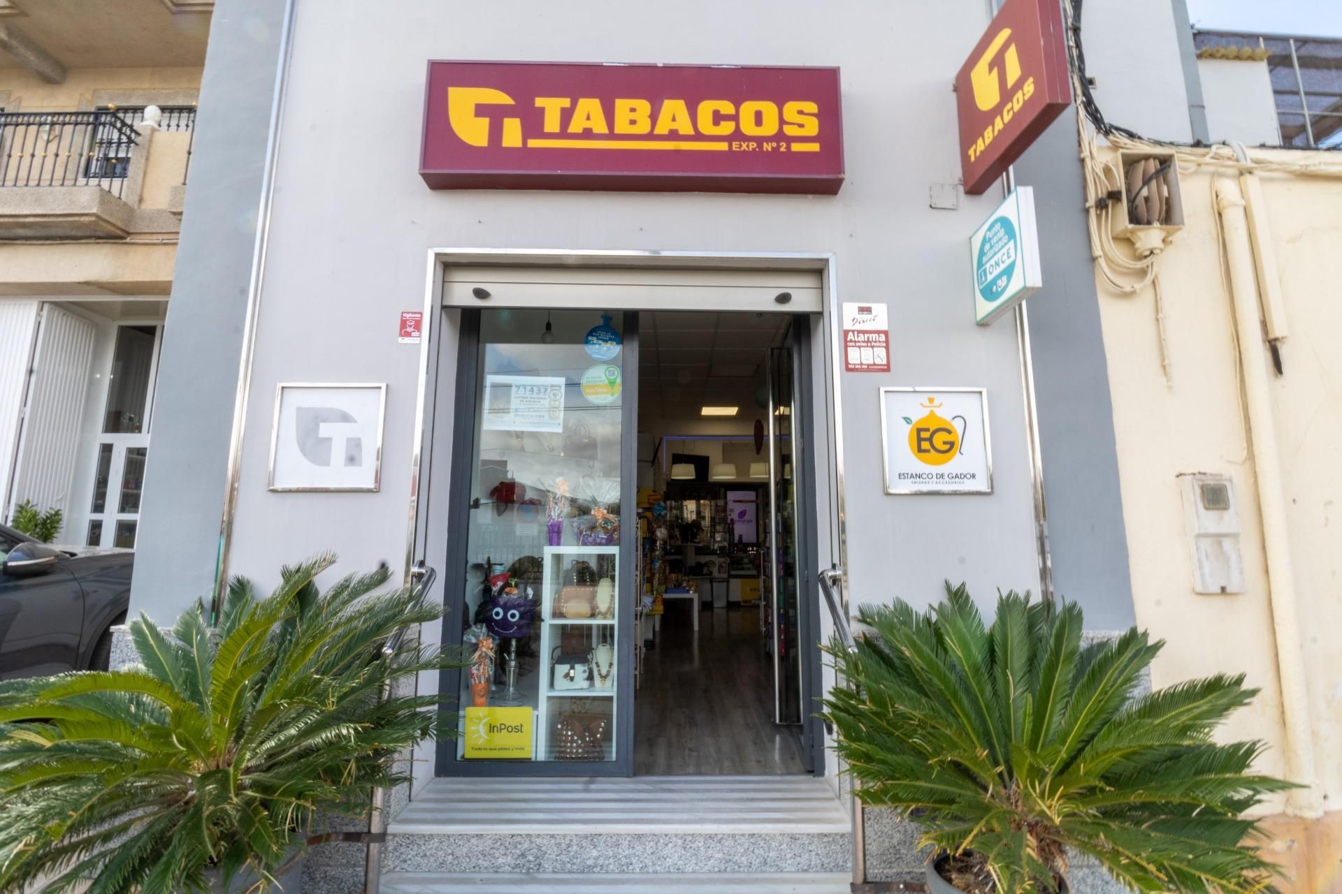 Local de alquiler en Gádor con Aire acondicionado