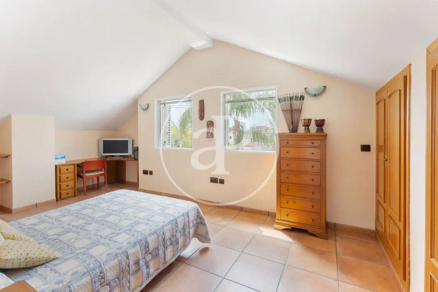 Bedroom of Houses for sale in Sagunto / Sagunt  with Air Conditioner, Heating and Private garden