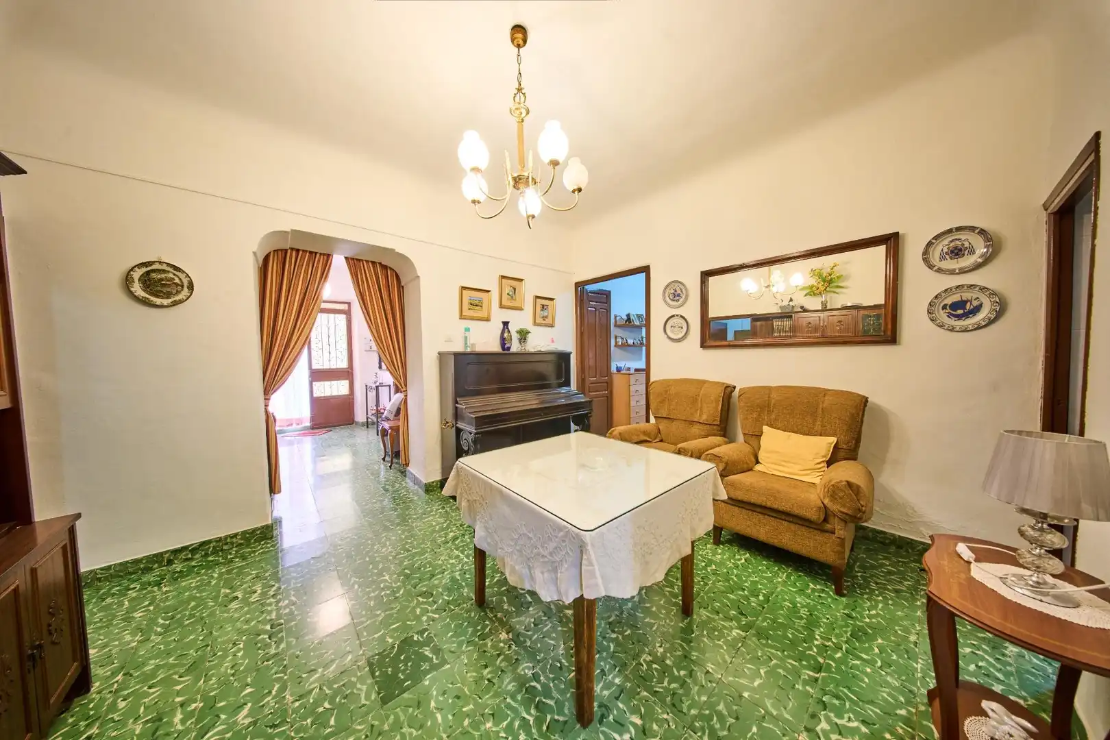 Sala de estar de Finca rústica en venta en Moraleda de Zafayona con Terraza y Balcón
