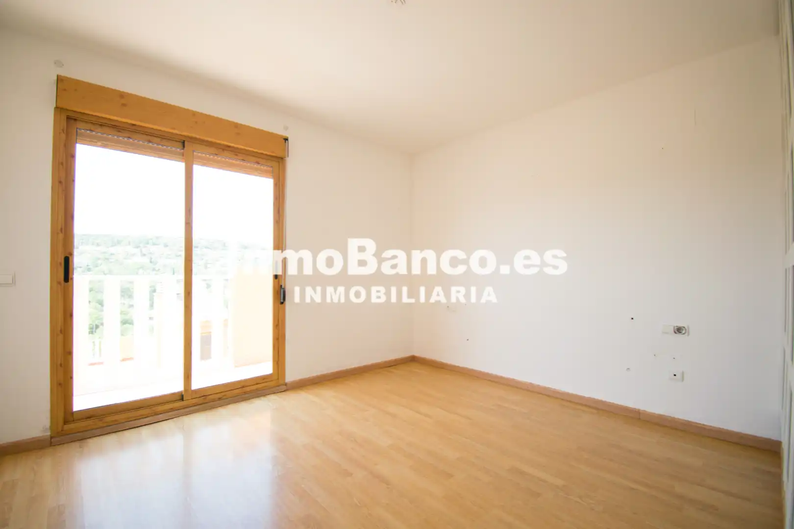 Habitación de Casa adosada de alquiler en Chiva con Aire acondicionado, Jardín privado y Terraza