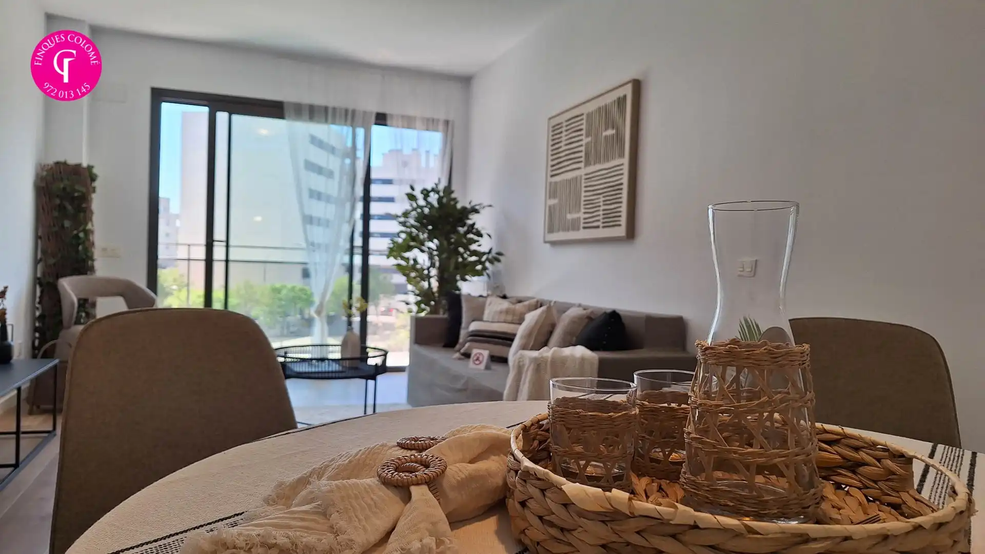Sala de estar de Piso en venta en Girona con Aire acondicionado, Calefacción y Balcón
