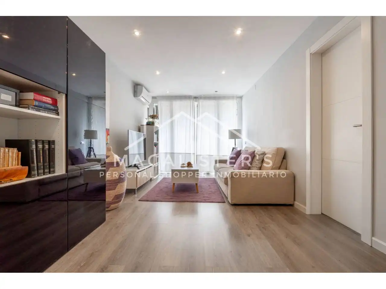 Living room of Flat for sale in Premià de Mar  with Air Conditioner, Heating and Parquet flooring