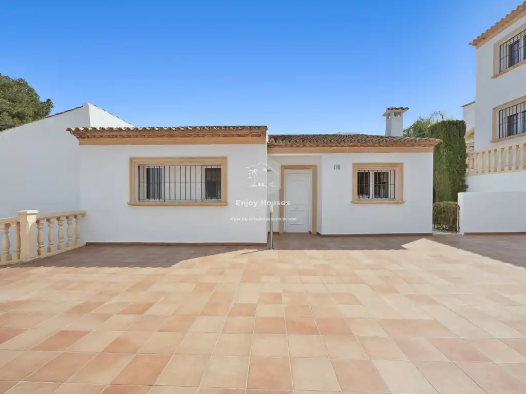 Houses for sale in La Granadella - Costa Nova