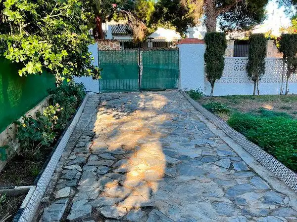 Vista exterior de Casa o chalet en venta en Pilar de la Horadada con Aire acondicionado, Jardín privado y Terraza