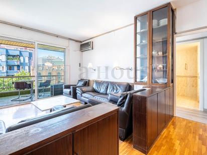 Living room of Flat for sale in  Barcelona Capital  with Air Conditioner, Heating and Terrace