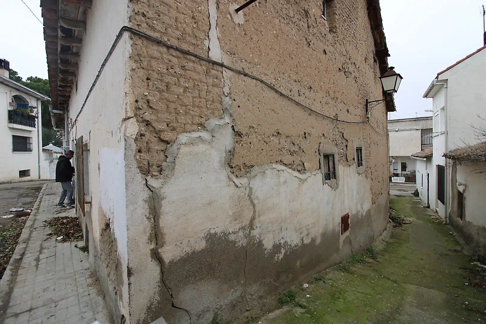 Vista exterior de Casa adosada en venda en Talamanca de Jarama amb Jardí privat, Parquet i Traster