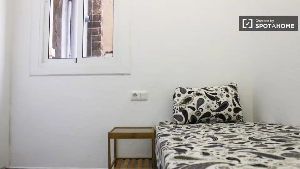 Room in El Raval