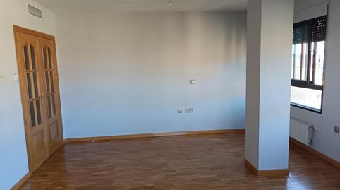 Foto 2 de Piso en venta en Avenida del Primero de Mayo, Centro, Ciudad Real
