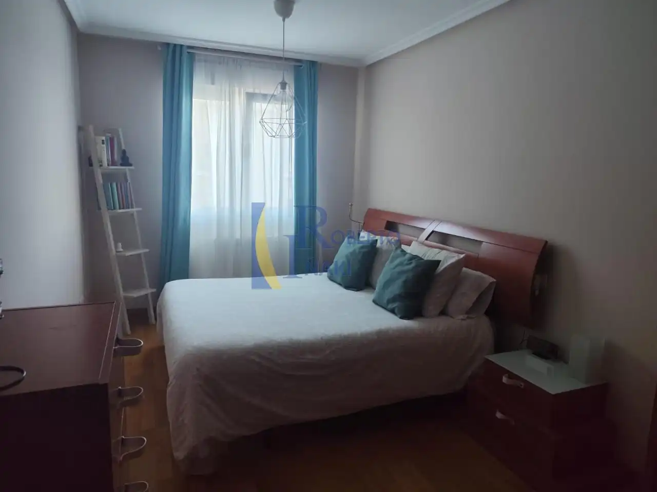 Bedroom of Flat for sale in Valencia de Don Juan  with Heating, Terrace and Storage room