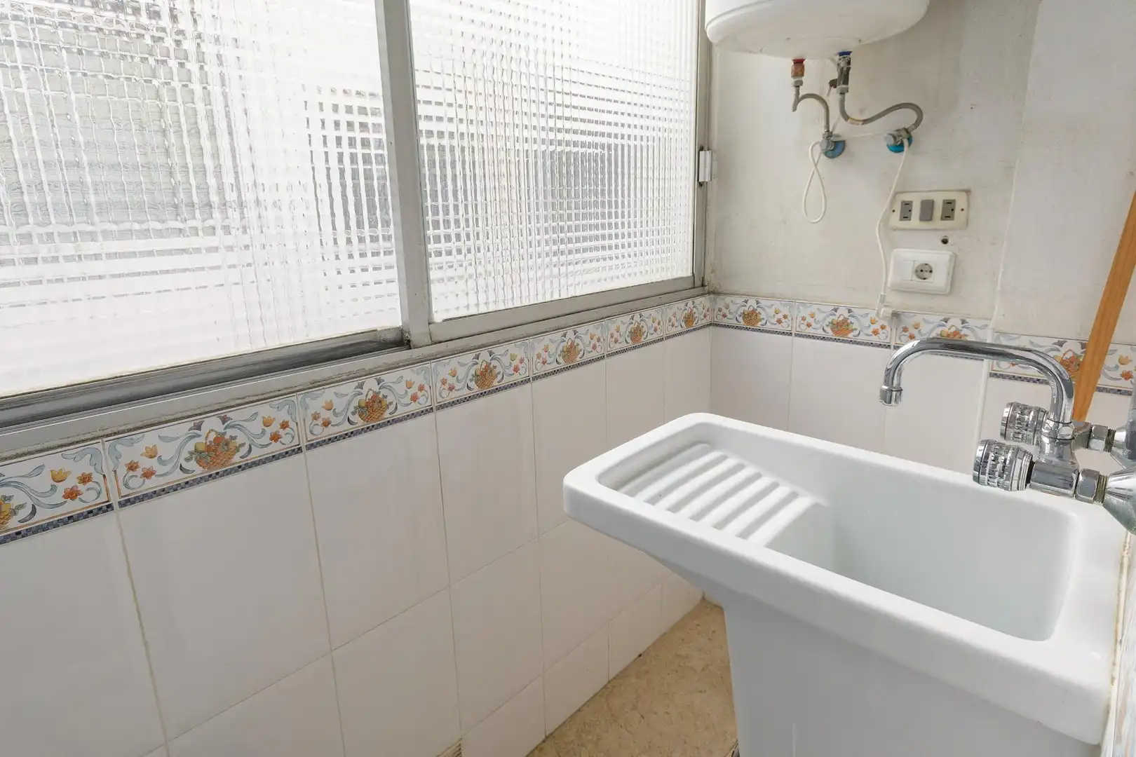 Bany de Pis en venda en Gandia amb Aire condicionat, Calefacció i Terrassa