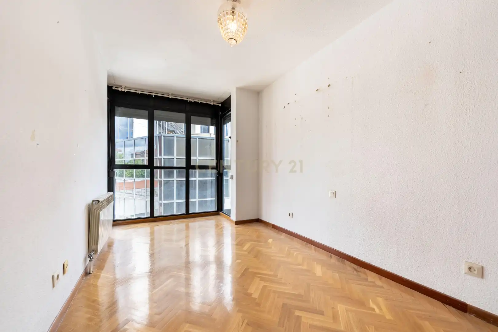 Piso en venta en CL CALERUEGA 106MADRID (MADRID), 106, Costillares