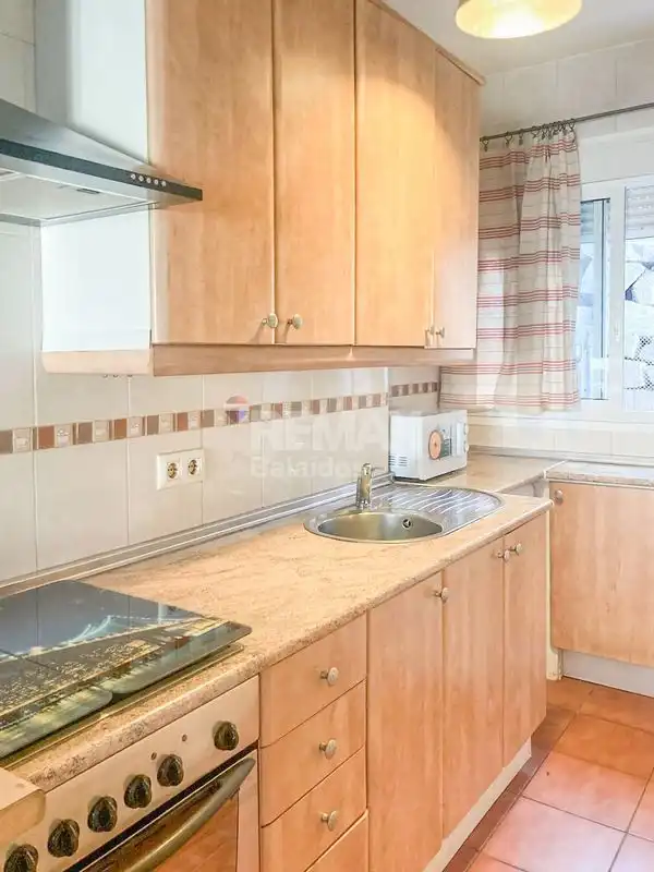 Kitchen of Flat for sale in Vigo 