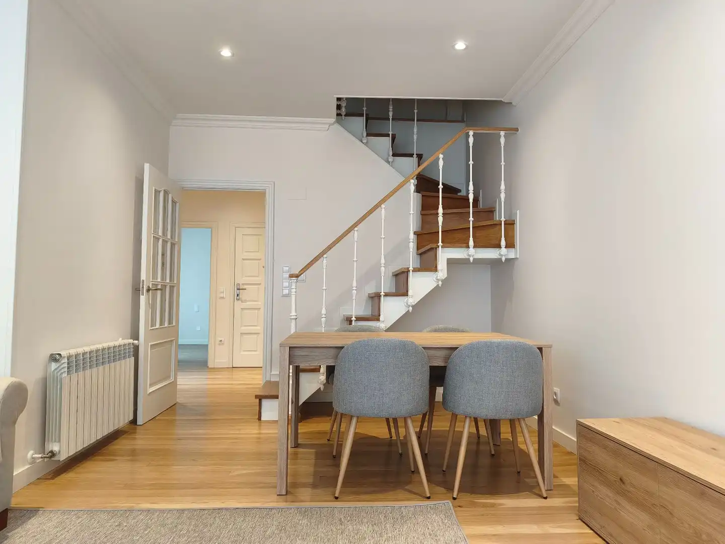 Flat for sale in Rosalía de Castro