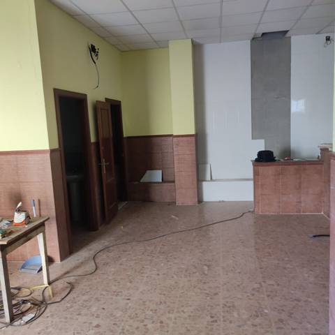 Local comercial en Venta en Calle Zurbarán, 15 en La Algaba