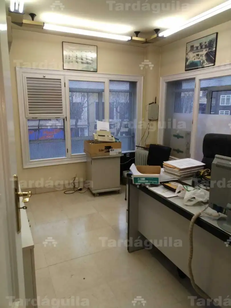 Office for sale in Salamanca  with Air Conditioner and Heating
