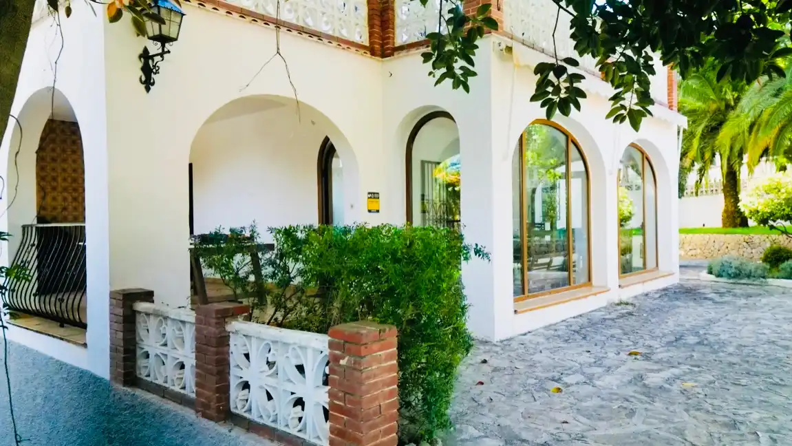 Chalet con terraza en venta en El Montgó, imagen 3