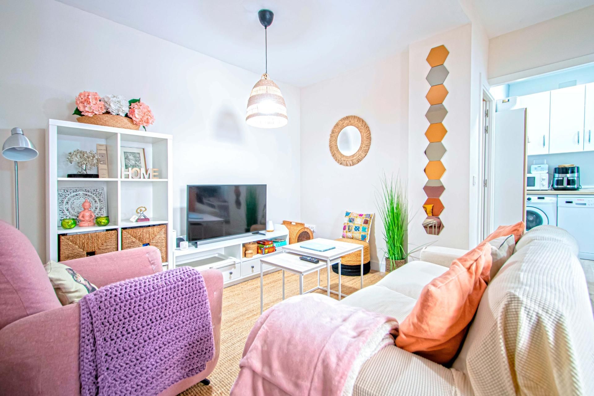 Sala d'estar de Planta baixa en venda en  Sevilla Capital amb Aire condicionat i Parquet