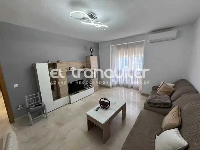Sala d'estar de Pis de lloguer en Madrid amb Aire condicionat, Moblat i Rentadora